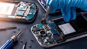 Image of smartphone repair technician
